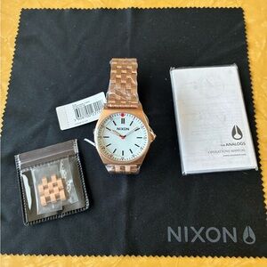 Nixon The Crew Watch